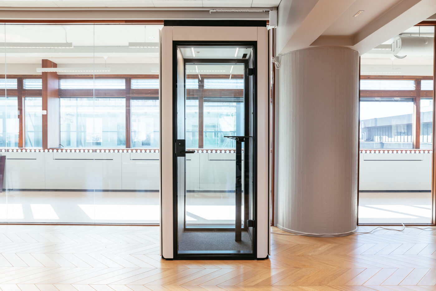 1X1 Puhelinkoppi - Kuva 6