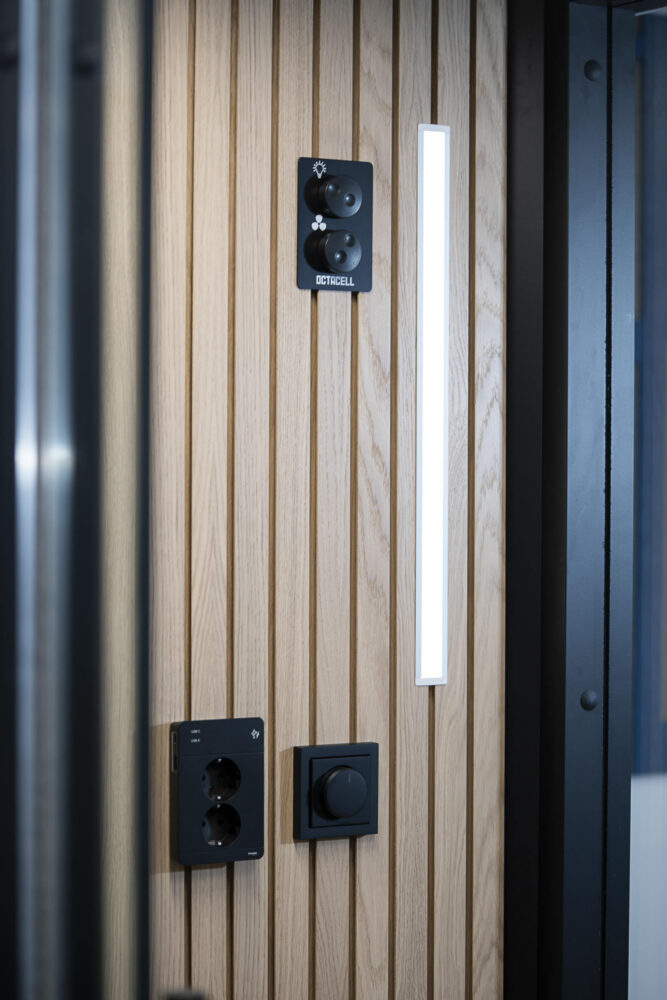 Details - 3